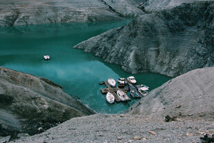 高山湖泊