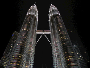 双子塔夜景