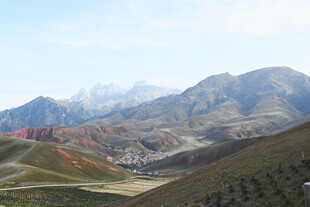 山间景色