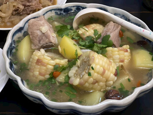 玉米土豆炖排骨