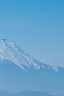 巍峨雪山