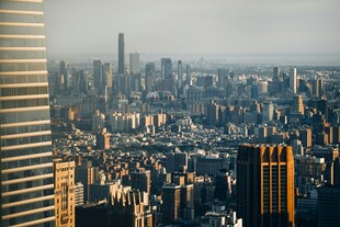 俯瞰繁华都市天际线