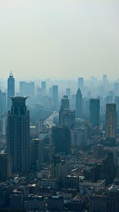 俯瞰繁华都市天际线