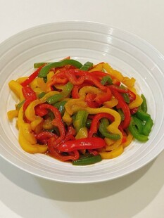 彩椒炒意面