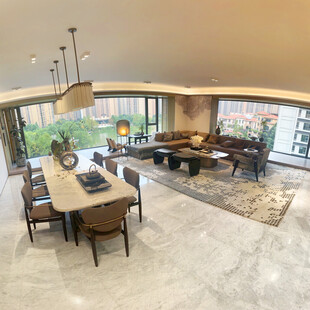 现代轻奢风客厅餐厅全景