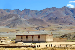 藏区山村