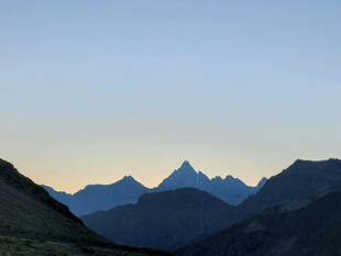 壮丽山景