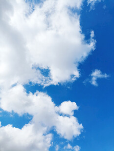 蓝天白云美景