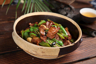 青椒炒肉
