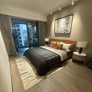 现代简约风卧室温馨场景