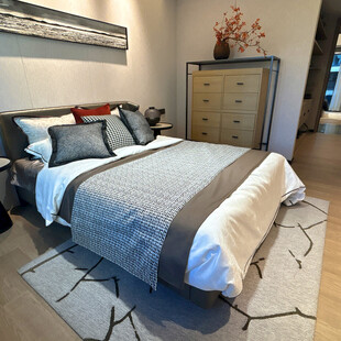 现代简约风卧室温馨场景