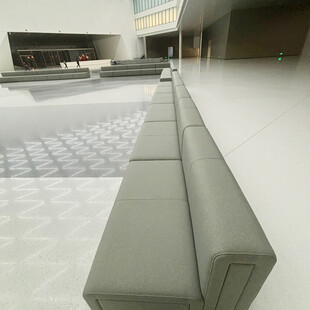 现代简约风格的室内长椅