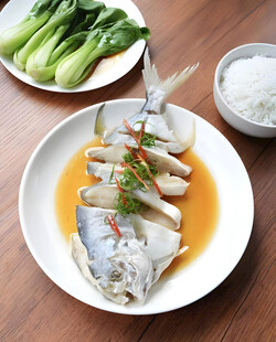清蒸鲳鱼