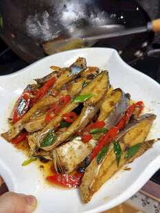 香煎鲳鱼