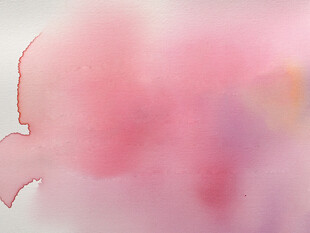 梦幻粉色水彩晕染背景