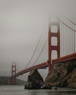 雾中旧金山金门大桥