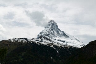 马特洪峰壮丽雪景