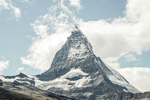 马特洪峰壮丽雪山景观