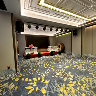 现代风格会议室内部场景