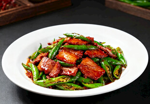 辣椒炒五花肉