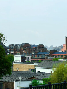 城市居民区屋顶景观