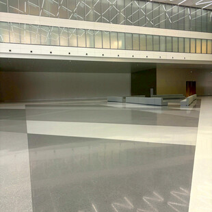 现代空旷室内空间场景