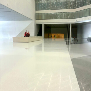 现代简约风格的室内大厅