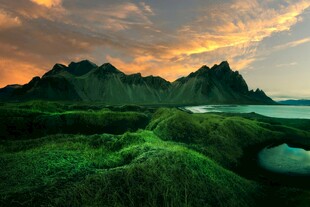 山间暮色美景