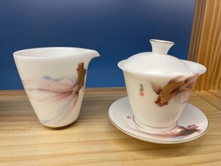 中式精美茶具套装展示