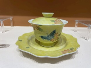 黄绿花鸟纹盖碗