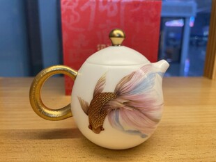 手绘金鱼陶瓷茶壶