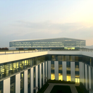 现代办公建筑外观景观