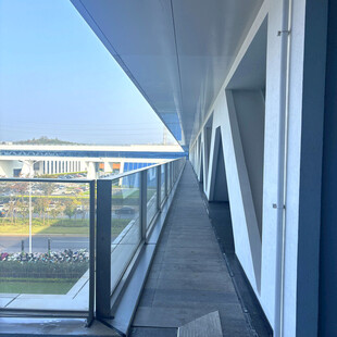 现代建筑阳台外观景致