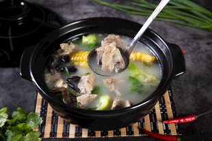 玉米排骨汤