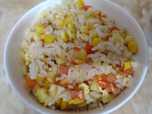 玉米蛋炒饭