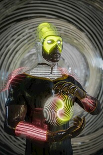 未来感科技风发光特效人物