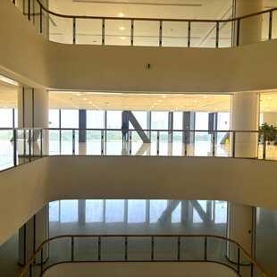 现代多层建筑内部空间景观