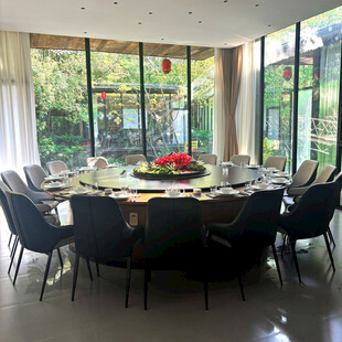 豪华圆桌餐厅室内景致