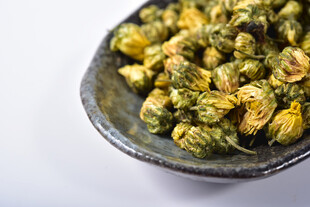 碗中胎菊