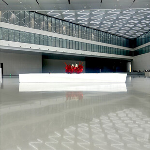 现代建筑大厅内景