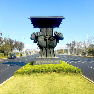 城市路口青铜风格雕塑