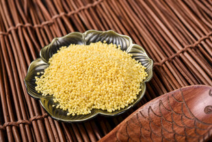小米 谷物