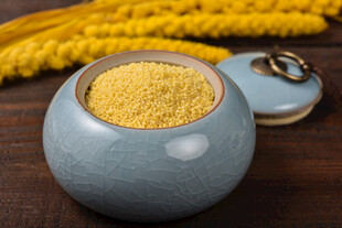 小米 谷物