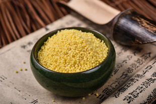 小米 谷物