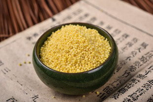小米 谷物