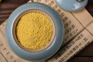 小米 谷物