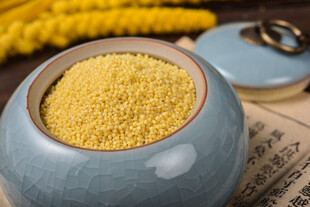 小米 谷物
