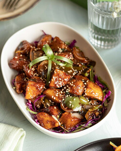 炒鸡肉蔬菜