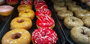 多彩美味甜甜圈