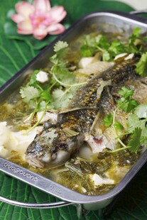 美味酸菜炖鱼